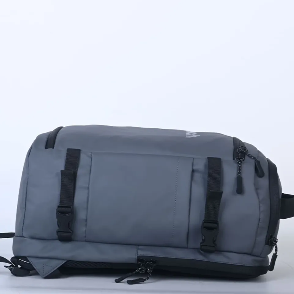 Bench Chamonix Lite Cabin Bag Kabinengepäck 20 L BAG-NO-71-GREY
