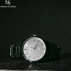 Lobstein & Söhne® "Oskar" Uhr schwarz