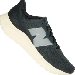 New Balance Fresh Foam Arishi Herren Laufschuhe MARIS-FB4