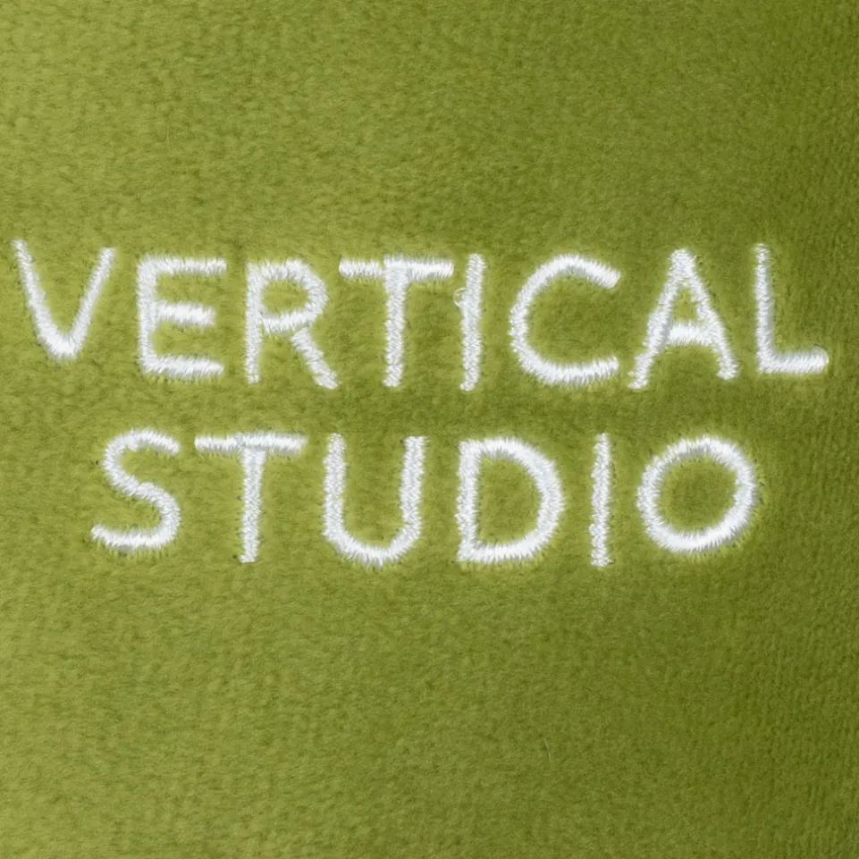 VERTICAL STUDIO "Norrköping" Nackenkissen armygrün